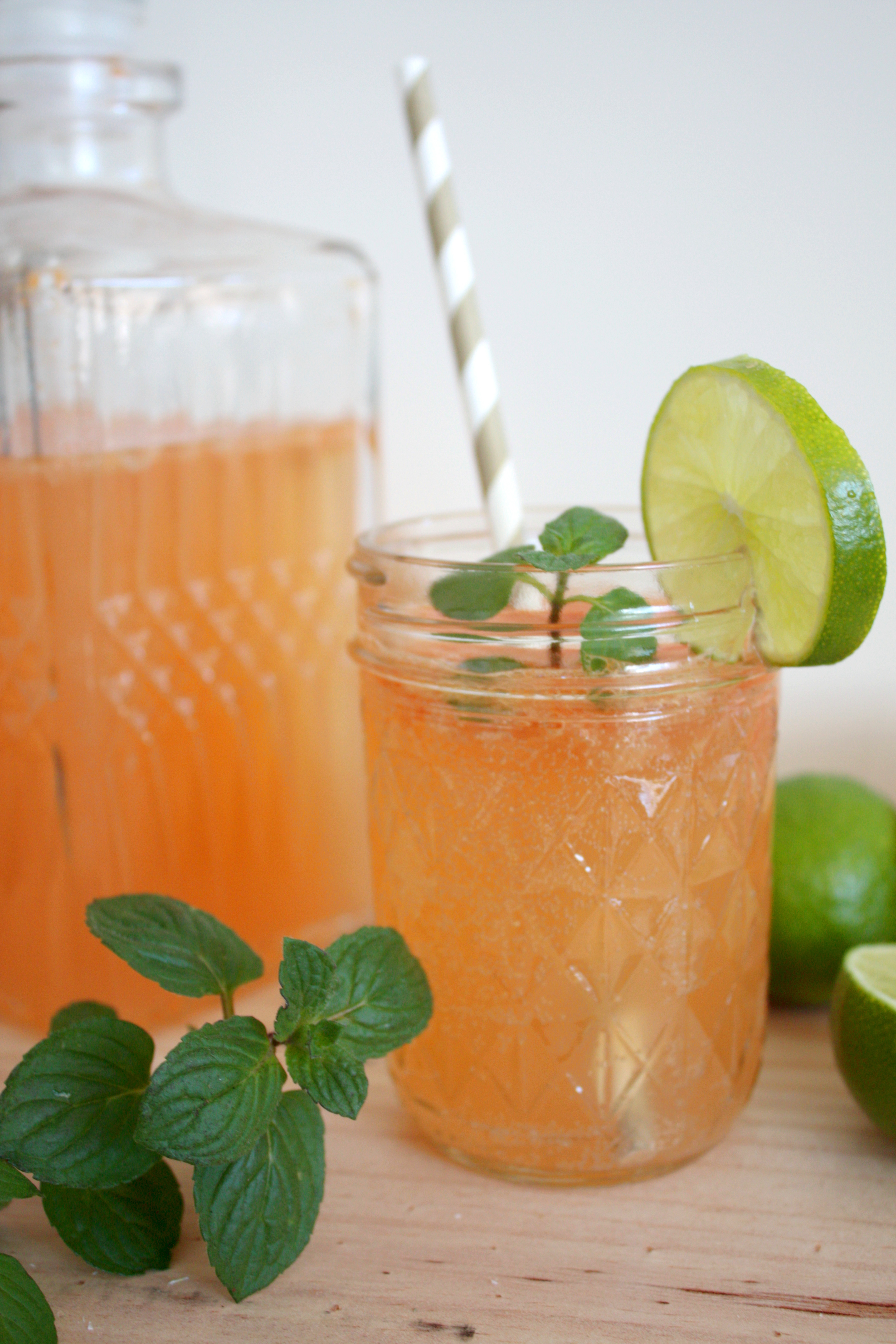 Grapefruit Limetten Limonade 2 - Rosy &amp; Grey - DIY Blog &amp; Lettering München