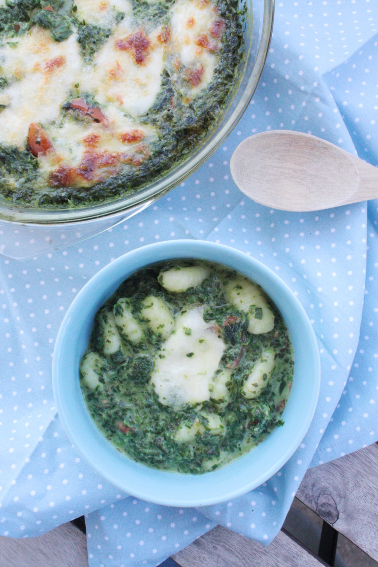 Schnell &amp; lecker: Gnocchi Spinat Auflauf - Rosy &amp; Grey
